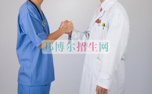 中專臨床醫(yī)學怎么考大專