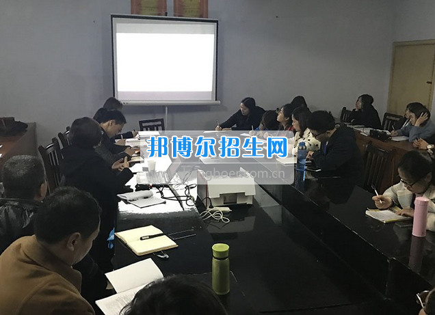 重慶鐵路運輸高級技工學(xué)校白市驛分院開展教師業(yè)務(wù)技能培訓(xùn)