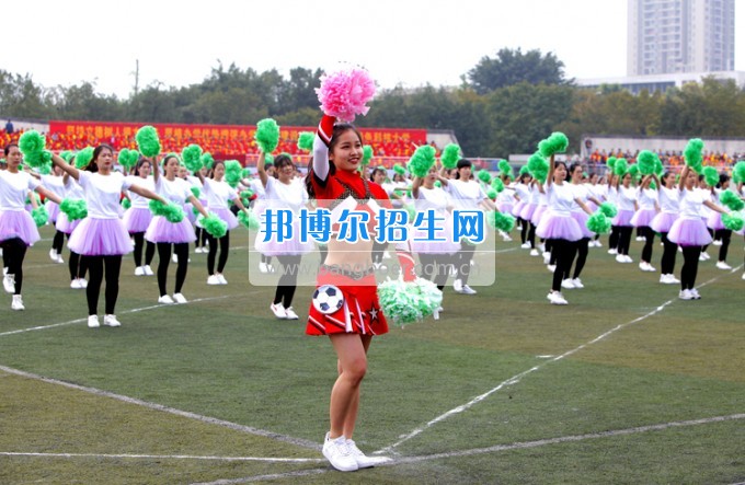 重慶科技學院2017年春季田徑運動會開幕式精彩呈現(xiàn)