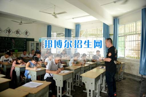 興義民族師范學院開展國培實施計劃前期調(diào)研