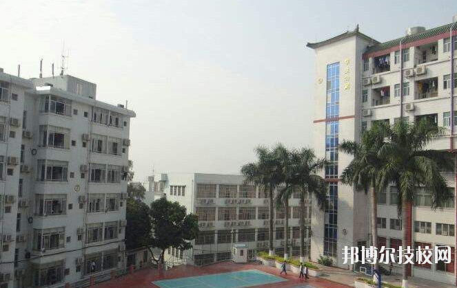 廣州市機電技師學(xué)院8