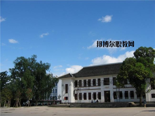 四川省儀隴縣柳埡職業(yè)中學(xué)2020年報(bào)名條件、招生要求、招生對(duì)象