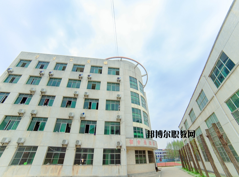黃岡技師學(xué)院2020年報(bào)名條件、招生要求、招生對象