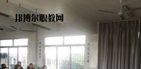 秦皇島燕成中等專業(yè)學校2020年報名條件、招生要求、招生對象 