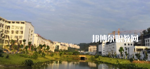 百色市職業(yè)技術(shù)學校2020年有哪些專業(yè)