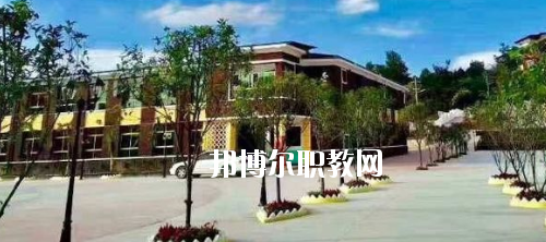 貴州航空工業(yè)技師學(xué)院烏當(dāng)校區(qū)2020年報(bào)名條件、招生要求、招生對(duì)象