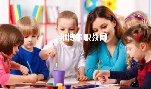 湖北2020年初中生報什么幼師學(xué)校