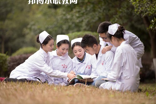 四川2020年女生讀衛(wèi)校學(xué)什么專業(yè)好