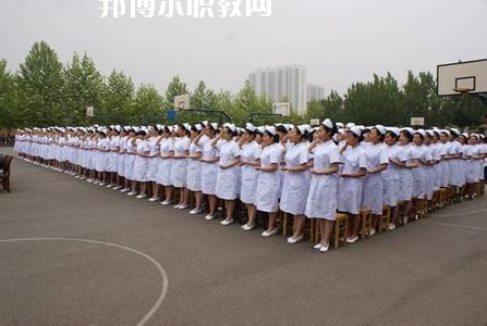 四川2020年女生上幼師學(xué)校學(xué)什么好