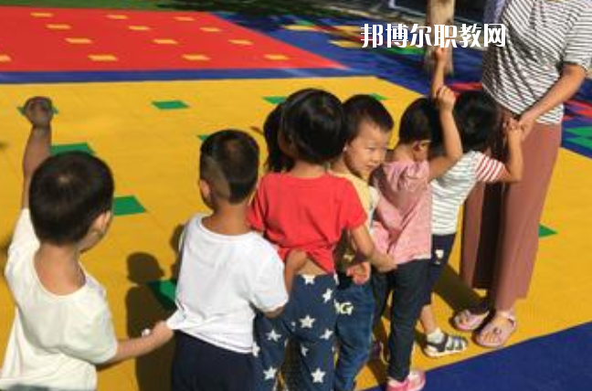 湖北2020年女生讀幼師學(xué)校怎么樣