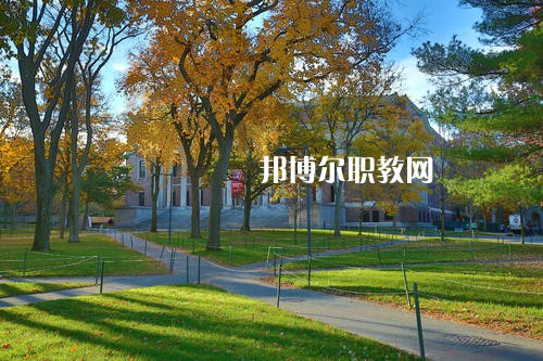 瀘州市工業(yè)技工學(xué)校2021年報名條件、招生要求