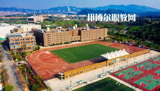 云南藝術(shù)學(xué)校2021年報(bào)名條件、招生要求、招生對象