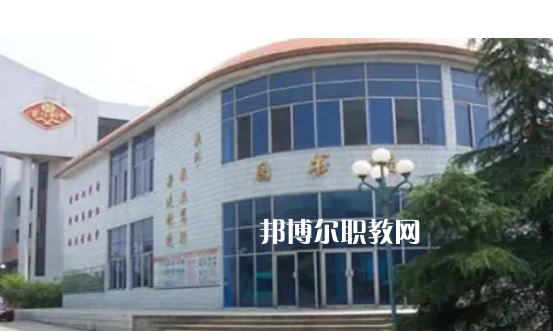 陽(yáng)旅游職業(yè)學(xué)校2022年報(bào)名條件、招生要求、招生對(duì)象