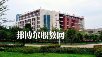 西南醫(yī)科大學(xué)護(hù)理學(xué)院附屬衛(wèi)生學(xué)校2022年報名條件、招生要求、招生對象