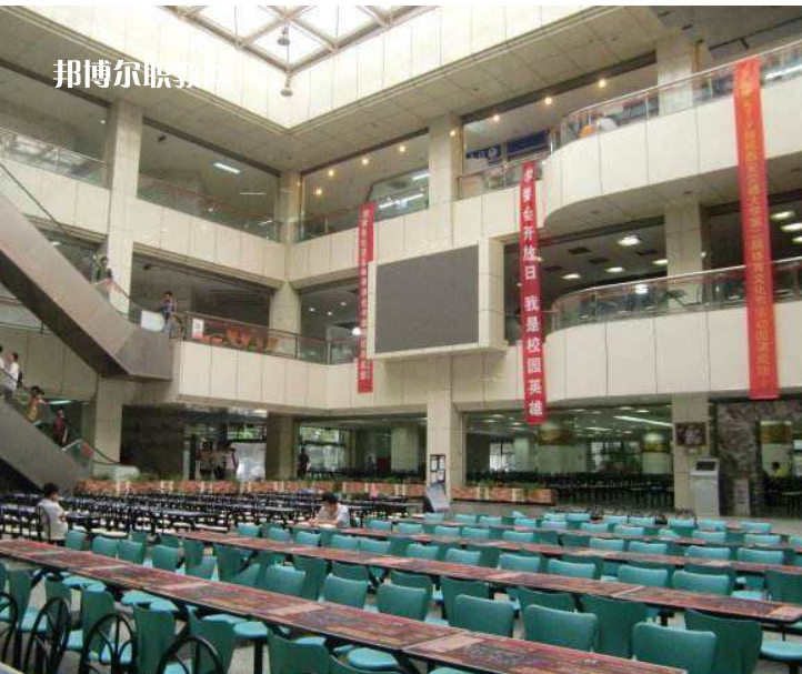 西安交通大學(xué)醫(yī)學(xué)院附設(shè)衛(wèi)生學(xué)校2022年報(bào)名條件、招生要求、招生對(duì)象