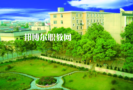 湖北廣播電視學(xué)校2022年報名條件、招生要求、招生對象