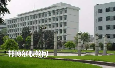 湖北旅游學(xué)校2022年報(bào)名條件、招生要求、招生對(duì)象