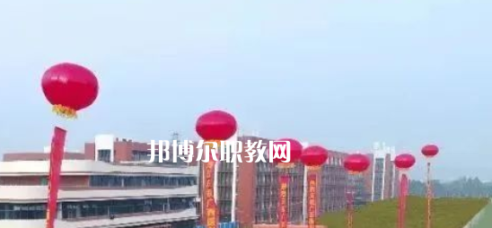 廣西醫(yī)科大學附設玉林衛(wèi)生學校2022年招生辦聯(lián)系電話