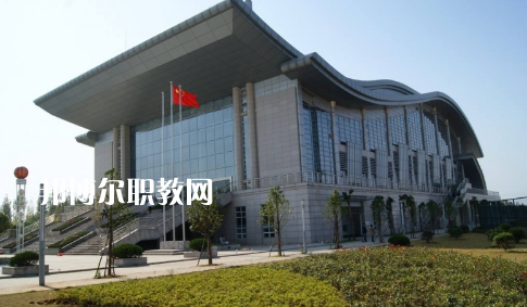 武漢體育運(yùn)動(dòng)學(xué)校2022年報(bào)名條件、招生要求、招生對(duì)象