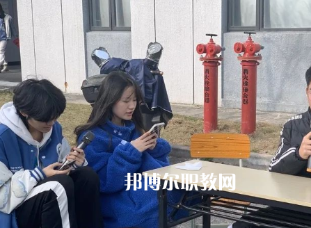 福建2023年女生讀什么中專學(xué)校