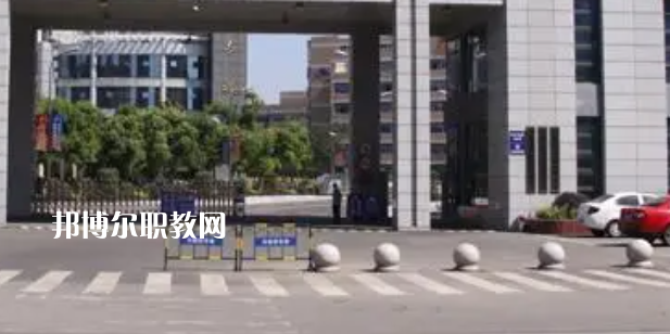 2023江蘇聯(lián)合職業(yè)技術(shù)學(xué)院無錫機(jī)電分院多少錢(學(xué)費(fèi)明細(xì))