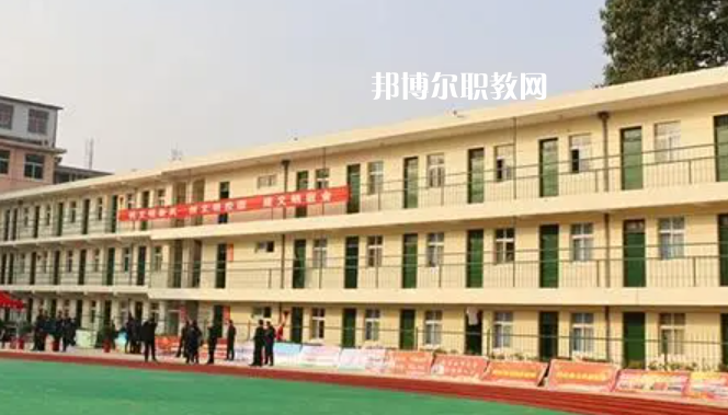 陜西省商貿(mào)技工學(xué)校地址，乘車路線