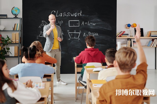 湖南哪里的中專學(xué)校能讀舞蹈專業(yè)