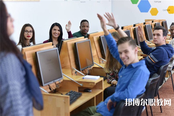云南哪里的職業(yè)中學能讀工程造價專業(yè)