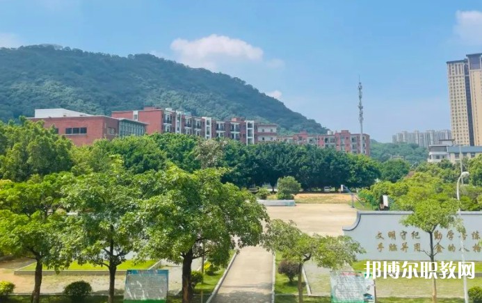 福州市華幟技工學(xué)校怎么樣、好不好