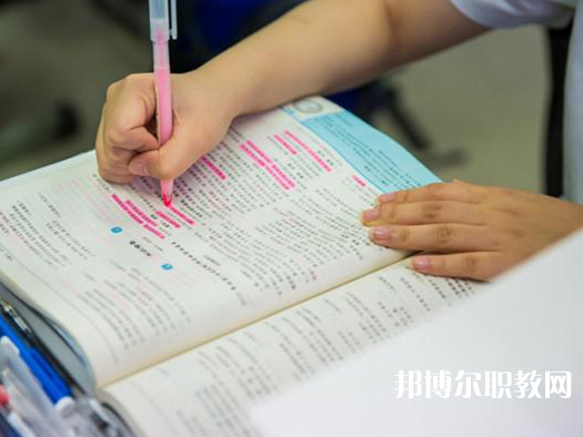 四川2025年初中生可以上的消防技術(shù)工程學校